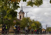 Tură pe două roți prin istoria Banatului: Evenimentul „Stories on Wheels” în Lenauheim