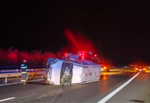 Accident pe autostrada A1: Autoutilitară răsturnată între Simeria și Orăștie